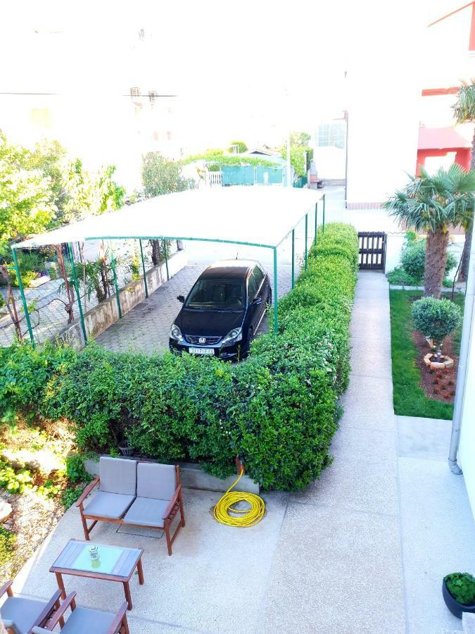 Apartments Oliva Vodice Luaran gambar
