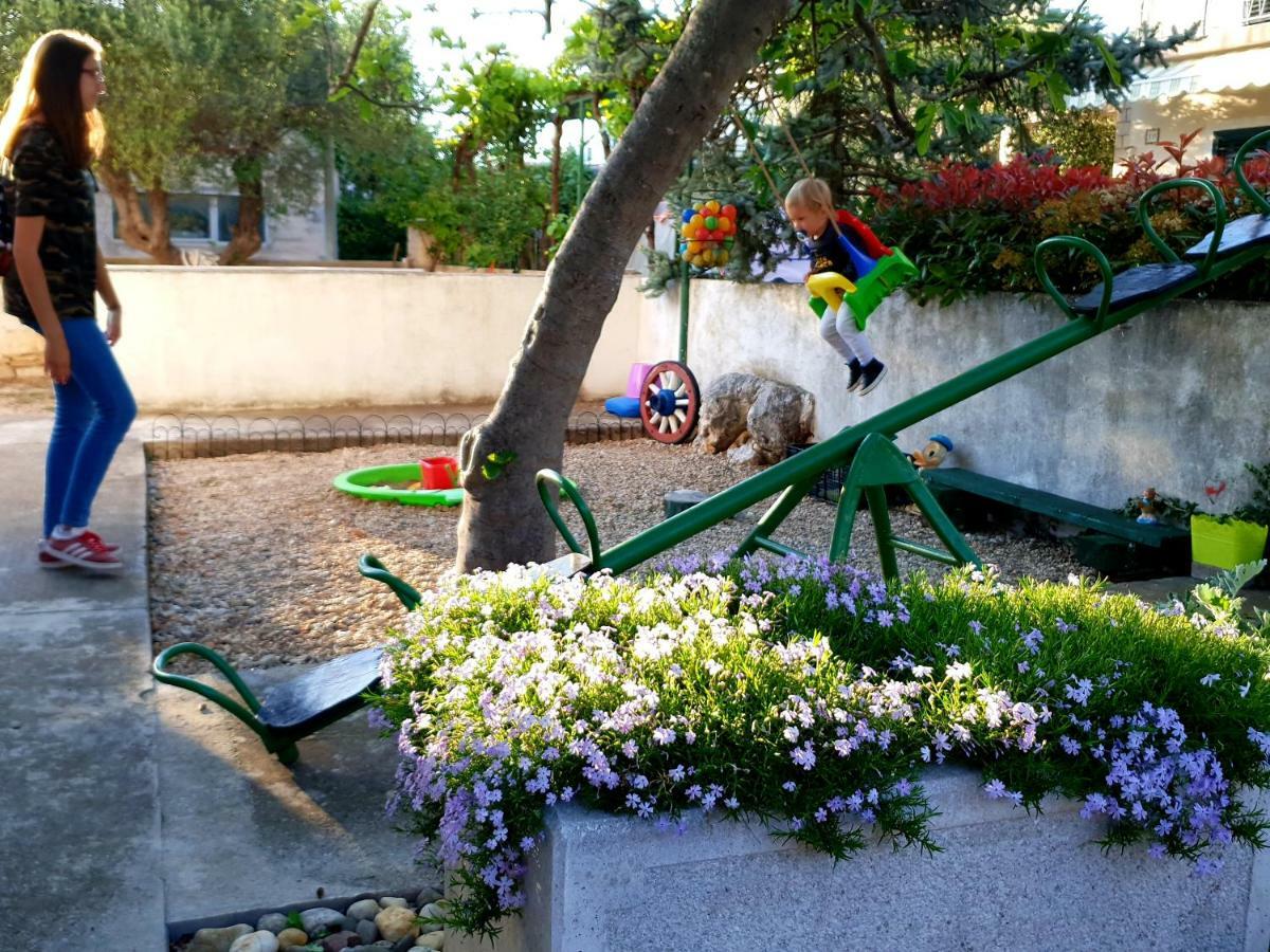 Apartments Oliva Vodice Luaran gambar